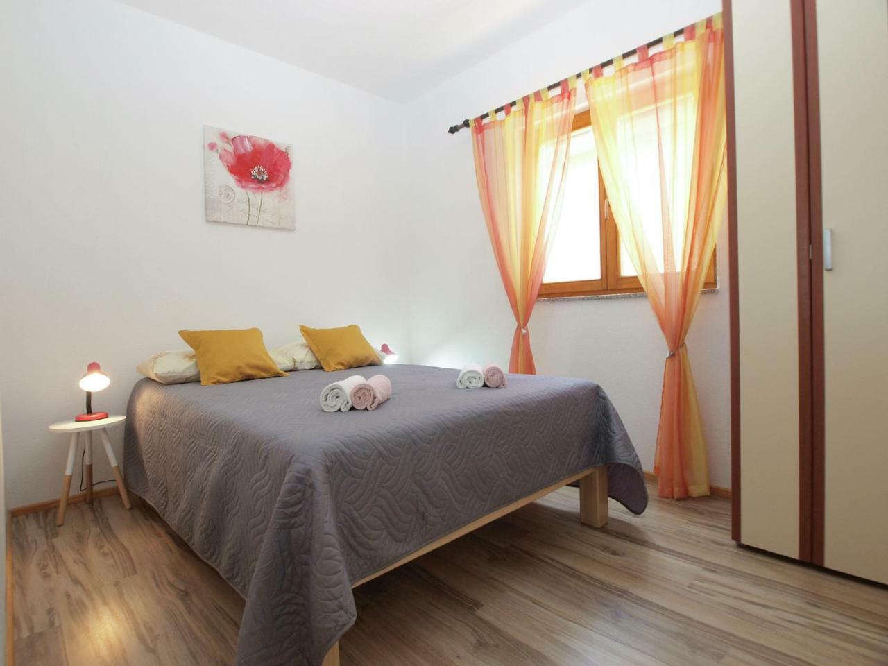 Apartemnts Guido 762 Apartment Pjescana Uvala Exterior photo